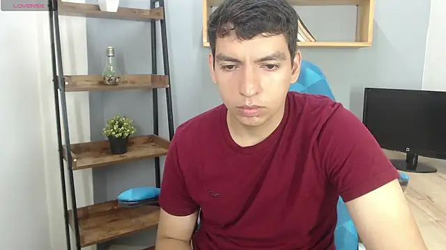 Axel Stones  online show from October 16, 2025, 2:29 pm