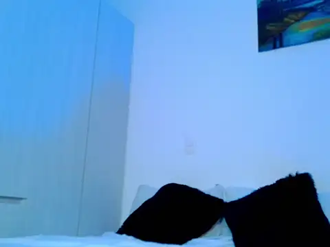 DaamonSlader  online show from February 9, 2026, 12:36 am