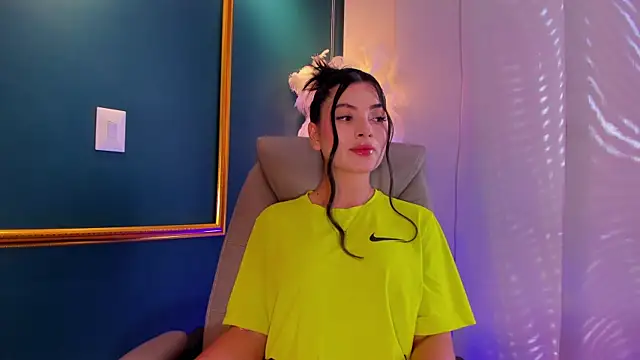 Snapshot of Rashel_Frost_ chatting on June 18, 2026, 7:29 pm Rashel Frost online show from June 18, 2026, 7:29 pm