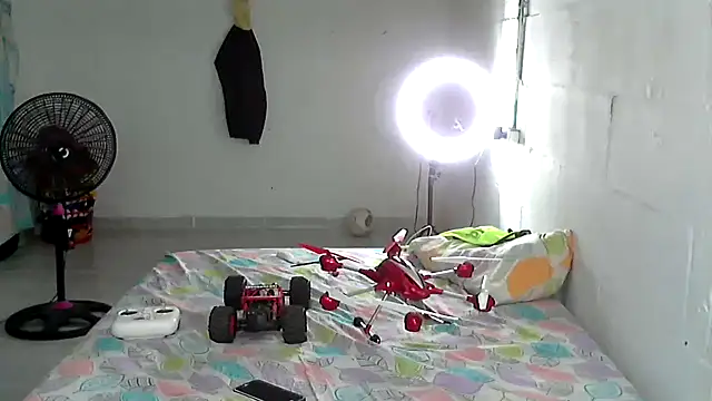 AXionX online show from February 8, 2026, 2:59 am