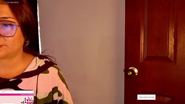 Snapshot of Rhosynn chatting on February 20, 2026, 4:18 pm Rhosynn online show from February 20, 2026, 4:18 pm