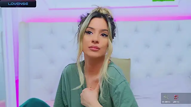 AriannaSins online show from December 23, 2024, 7:41 pm