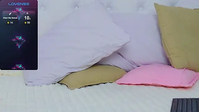 AriannaSins online show from January 9, 2025, 4:28 pm