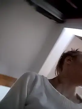 Snapshot of SandyCassie chatting on February 2, 2026, 9:41 am SandyCassie online show from February 2, 2026, 9:41 am