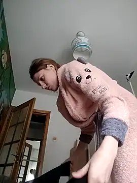 Snapshot of SandyCassie chatting on February 7, 2026, 9:24 am SandyCassie online show from February 7, 2026, 9:24 am