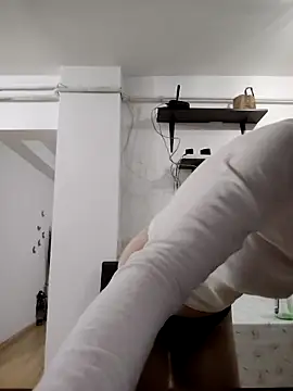 Snapshot of SandyCassie chatting on February 28, 2026, 7:48 pm SandyCassie online show from February 28, 2026, 7:48 pm