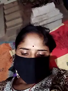Snapshot of Rajni_chauhan chatting on May 19, 2026, 4:57 pm Rajni chauhan online show from May 19, 2026, 4:57 pm