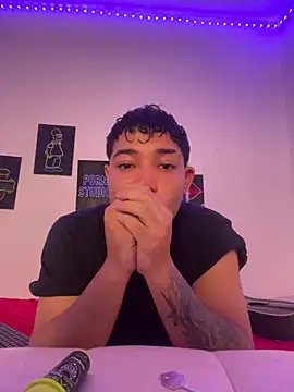 Snapshot of Yeyei77 chatting on November 9, 2025, 5:11 pm Yeyei77 online show from November 9, 2025, 5:11 pm