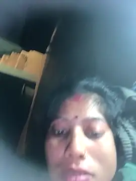 Snapshot of Ragni_bhargav chatting on April 20, 2026, 6:31 pm Ragni bhargav online show from April 20, 2026, 6:31 pm