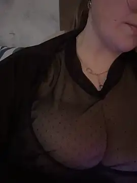 Curvy  Goddess online show from October 25, 2025, 5:08 pm