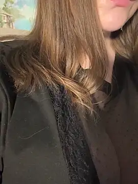 Curvy  Goddess online show from November 5, 2025, 3:50 am