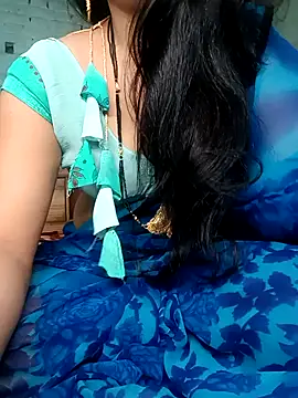 Snapshot of diksha--s chatting on October 28, 2025, 6:39 am diksha--s online show from October 28, 2025, 6:39 am