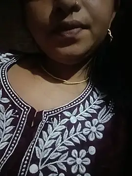 Snapshot of diksha--s chatting on June 5, 2026, 6:52 am diksha--s online show from June 5, 2026, 6:52 am