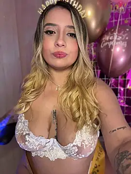 Snapshot of _Ninasanz chatting on May 29, 2026, 3:26 am Ninasanz online show from May 29, 2026, 3:26 am