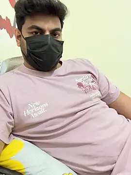 Snapshot of Handsome8677 chatting on January 17, 2026, 10:42 am Handsome8677 online show from January 17, 2026, 10:42 am