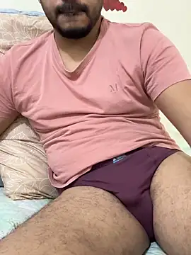 Snapshot of Handsome8677 chatting on February 14, 2026, 7:27 am Handsome8677 online show from February 14, 2026, 7:27 am