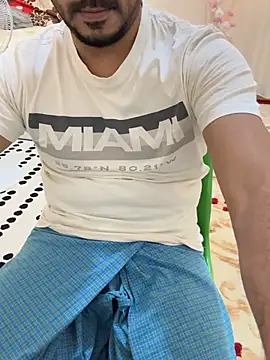 Snapshot of Handsome8677 chatting on March 25, 2026, 9:37 am Handsome8677 online show from March 25, 2026, 9:37 am