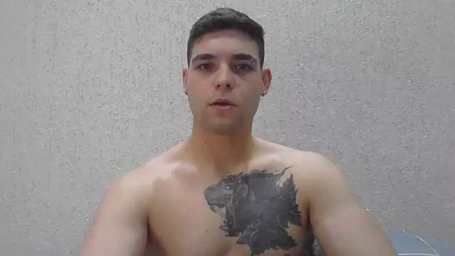 Zure-xxx online show from June 29, 2026, 9:26 pm