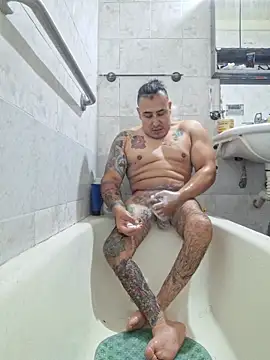 Snapshot of Rueditasss chatting on January 17, 2026, 5:01 am Rueditasss online show from January 17, 2026, 5:01 am