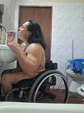 Snapshot of Rueditasss chatting on February 22, 2026, 2:48 pm Rueditasss online show from February 22, 2026, 2:48 pm