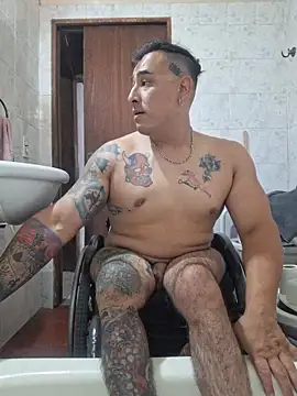 Snapshot of Rueditasss chatting on March 4, 2026, 3:40 pm Rueditasss online show from March 4, 2026, 3:40 pm