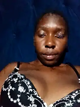 sexysmalldaily04 online show from November 30, 2025, 6:56 pm