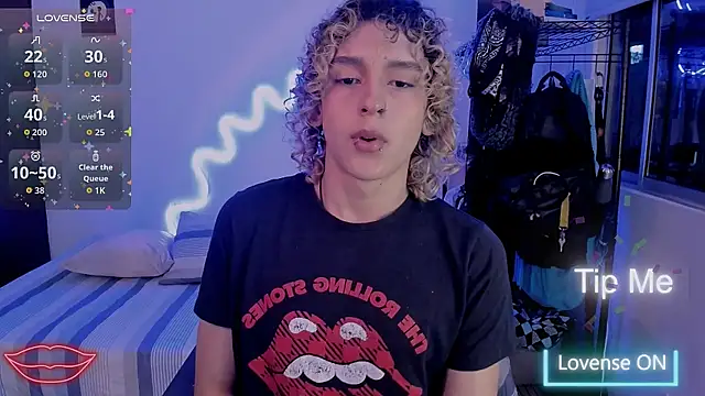 Lyric Mirage online show from February 23, 2026, 3:15 am