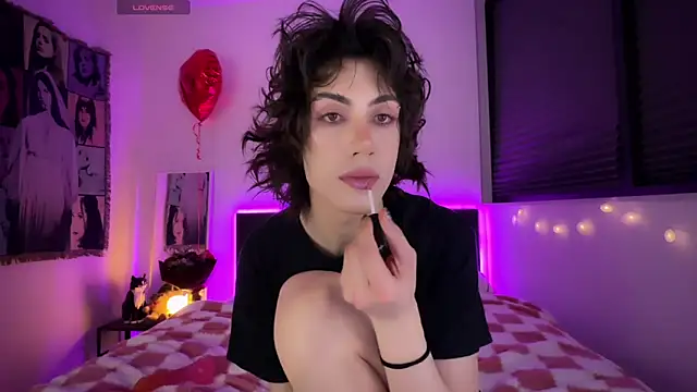 kira yoshika9e online show from February 24, 2026, 7:56 pm