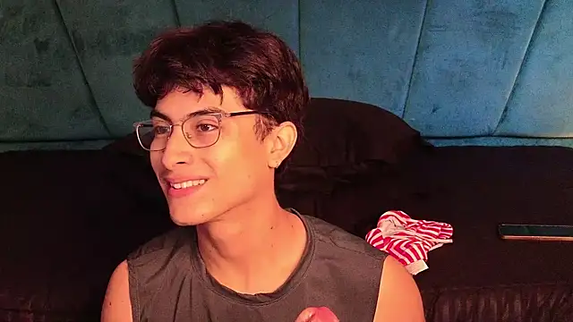 Aaron Eze online show from January 18, 2026, 9:07 pm