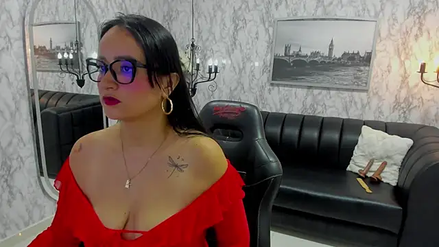 AlexandraMilff online show from November 23, 2025, 4:01 am