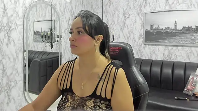 AlexandraMilff online show from February 6, 2026, 3:55 am