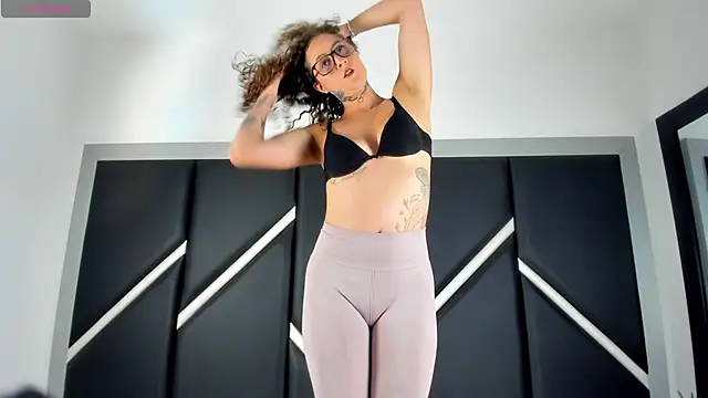 SharonMartini online show from January 14, 2026, 3:34 am