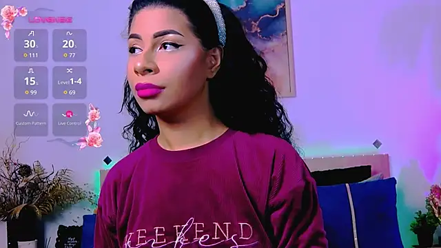 Miss Ava online show from November 9, 2025, 4:44 am