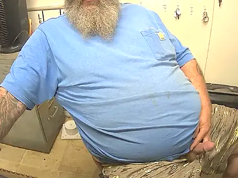 awynn1980 online show from October 16, 2025, 3:02 pm