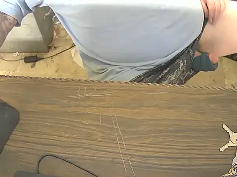 awynn1980 online show from February 18, 2026, 4:03 pm