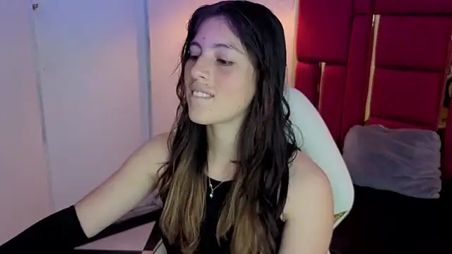 moon winy online show from February 7, 2026, 11:58 am