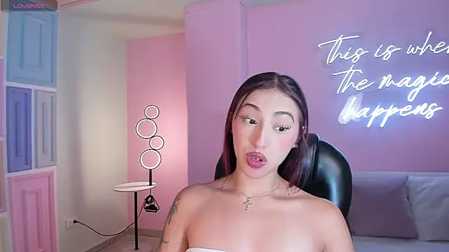 CelesteMoonX online show from April 3, 2026, 1:58 am