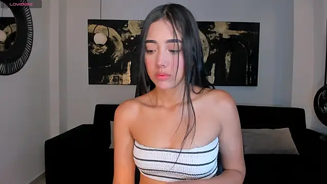 ScarlettBlaze  online show from December 5, 2025, 12:03 pm