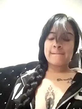 Snapshot of chloe_bunny chatting on November 5, 2025, 5:57 pm chloe bunny online show from November 5, 2025, 5:57 pm