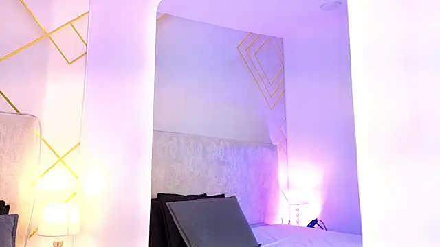 Martinaa Garcia online show from April 13, 2026, 7:41 pm