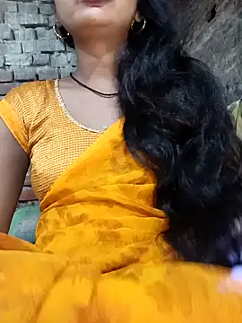 Snapshot of Hot_Lilly02 chatting on October 20, 2025, 3:51 am Hot Lilly02 online show from October 20, 2025, 3:51 am