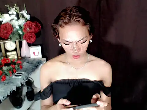 Snapshot of HaileyPresly chatting on June 1, 2026, 2:19 pm HaileyPresly online show from June 1, 2026, 2:19 pm