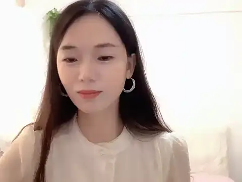 Keke-Baby170 online show from October 28, 2025, 6:50 am