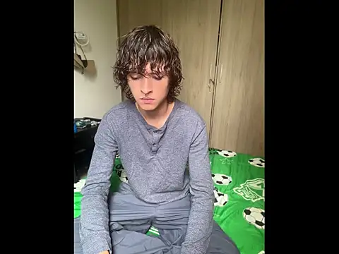 JoelnClouds online show from May 21, 2026, 5:20 pm
