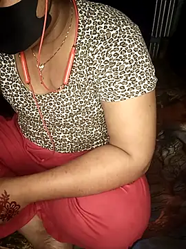 Snapshot of Priyanka-Khan chatting on June 1, 2026, 5:36 pm Priyanka-Khan online show from June 1, 2026, 5:36 pm