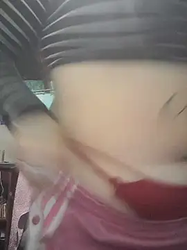 Snapshot of DivingArianism chatting on November 5, 2025, 4:56 am DivingArianism online show from November 5, 2025, 4:56 am