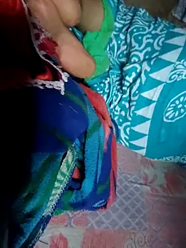 Snapshot of Soumyajit129ommk chatting on April 15, 2026, 9:05 am Soumyajit129ommk online show from April 15, 2026, 9:05 am