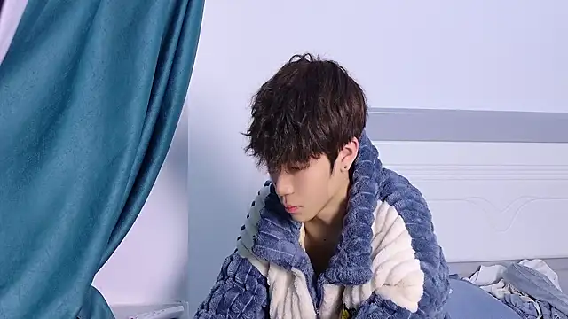 Stuffy-111 online show from October 28, 2025, 10:19 am