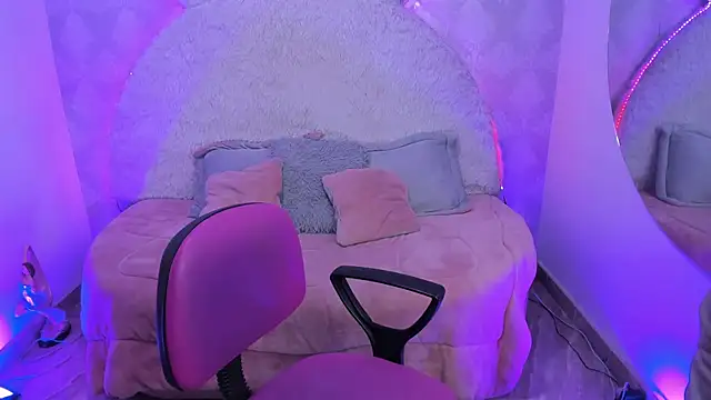 Snapshot of valentina_clk chatting on February 12, 2026, 1:17 pm valentina clk online show from February 12, 2026, 1:17 pm