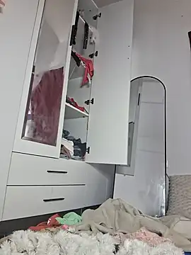 Your Desires07 online show from February 19, 2026, 3:57 am